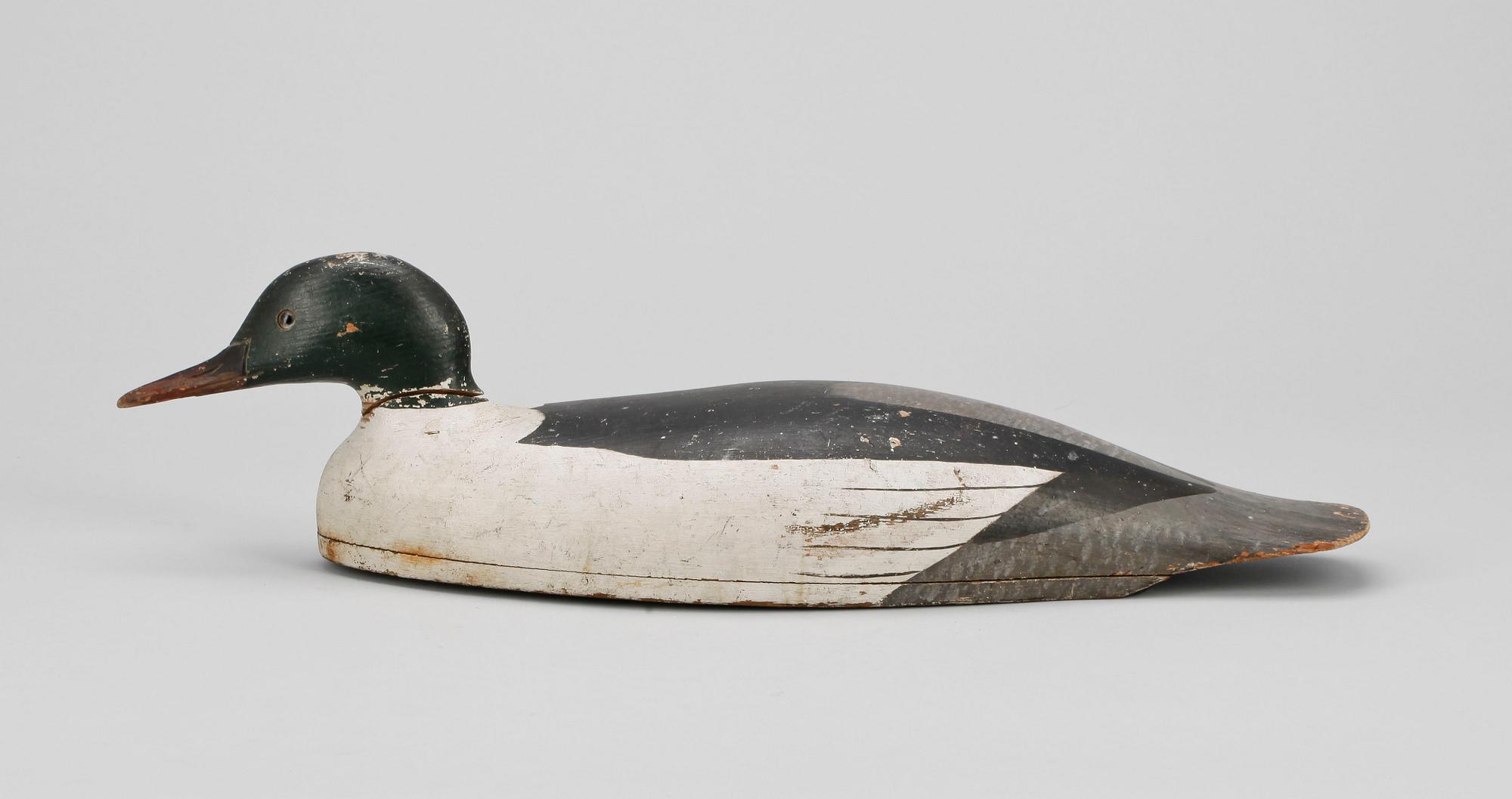 VETTE, skuret och bemålat trä, signerad, 1900-tal.