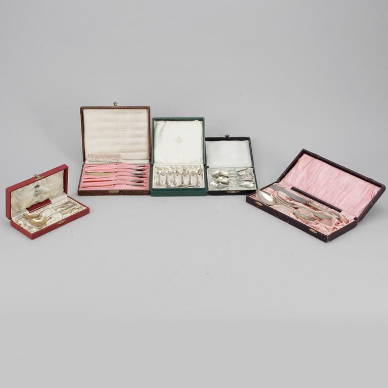 PARTI SILVER, ca 35 delar. Tot ca 430 g.