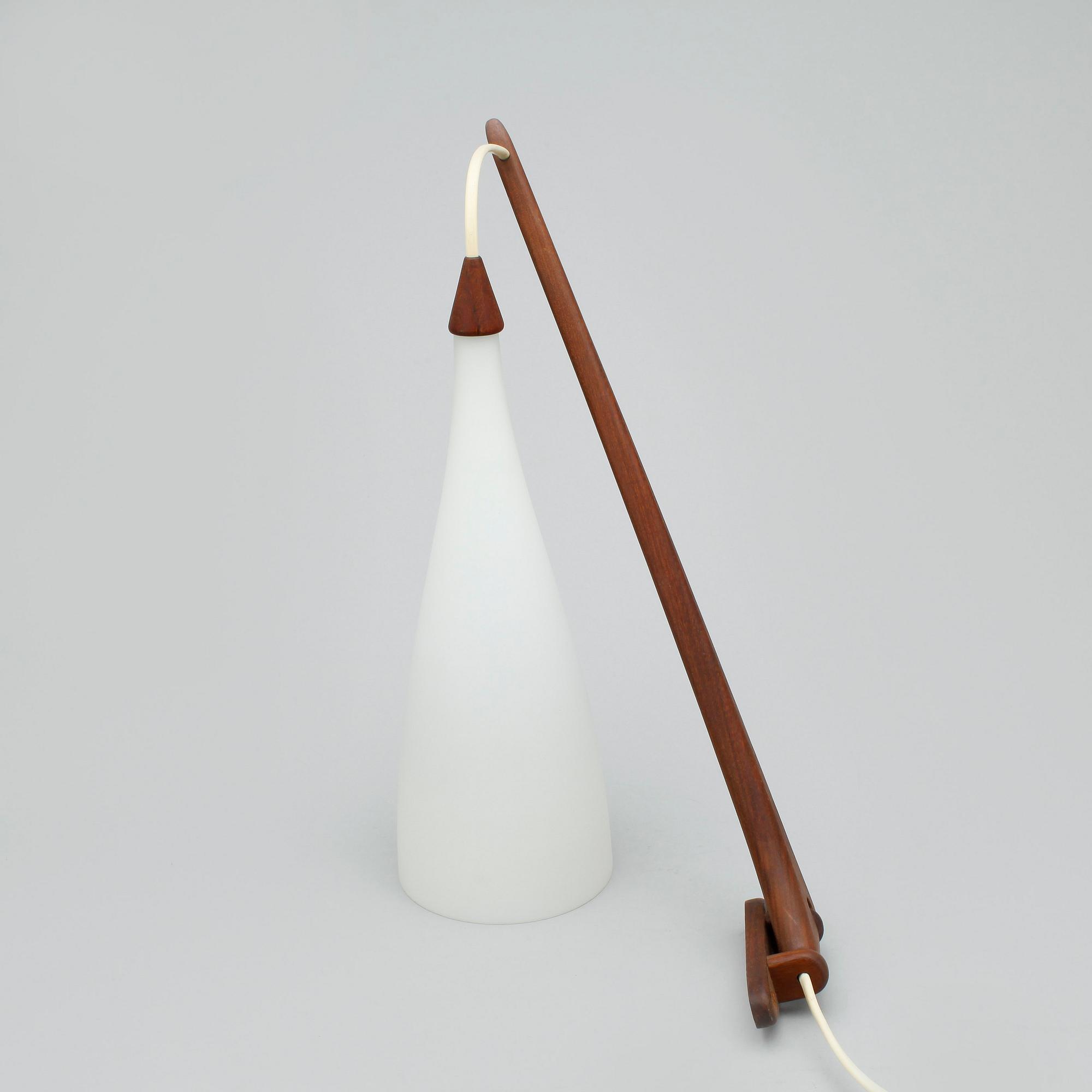 VÄGGLAMPA, 1950/60-tal.