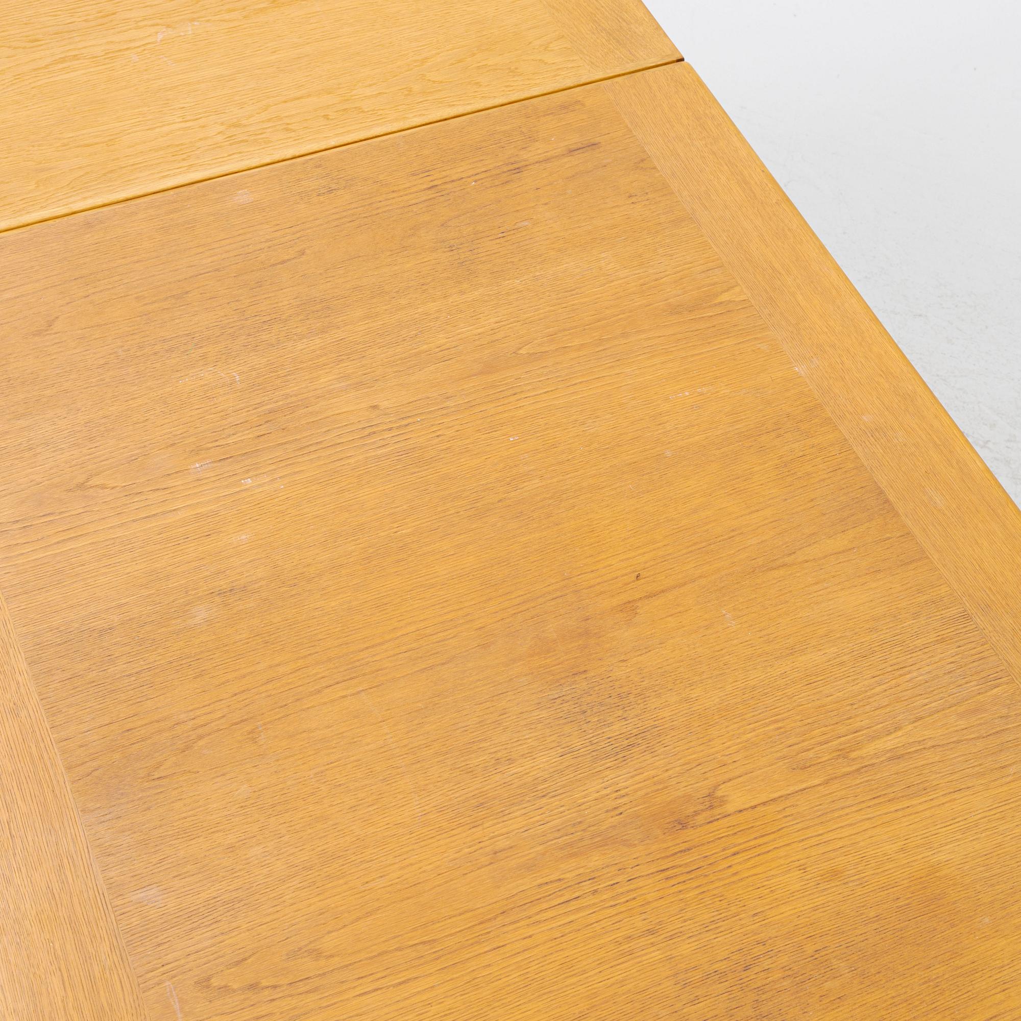 Carl Malmsten, dining table, "Calamare Nyckel", second half of the 20th century.