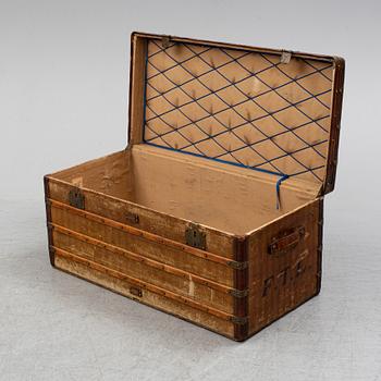 LOUIS VUITTON, a French travel trunk, late 19th Century.