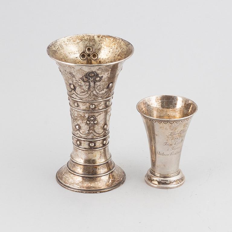 Two silver vases, CG Hallberg, Stockholm, 1906-44.