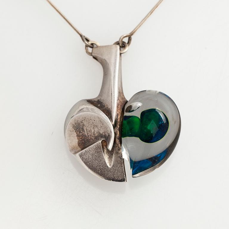 Björn Weckström, pendant, “Space apple”, silver, acrylic, Lapponia 1979.