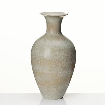 Gunnar Nylund, a stoneware vase, Rörstrand, Sweden 1950-60s, model AKT.