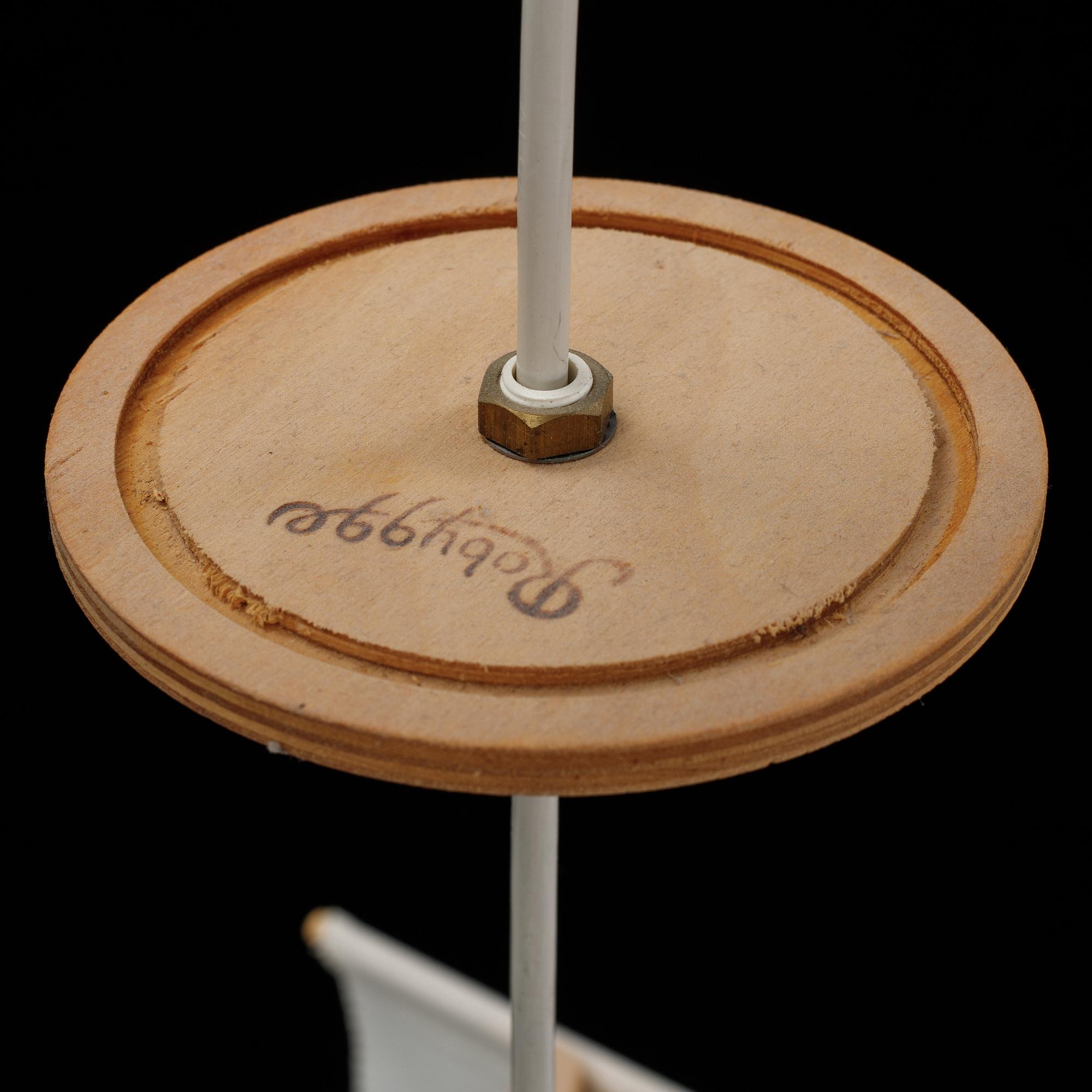 Erik Asmussen, a model 'Kvarnen' ceiling light, Robygge AB, second half of the 20th Century.