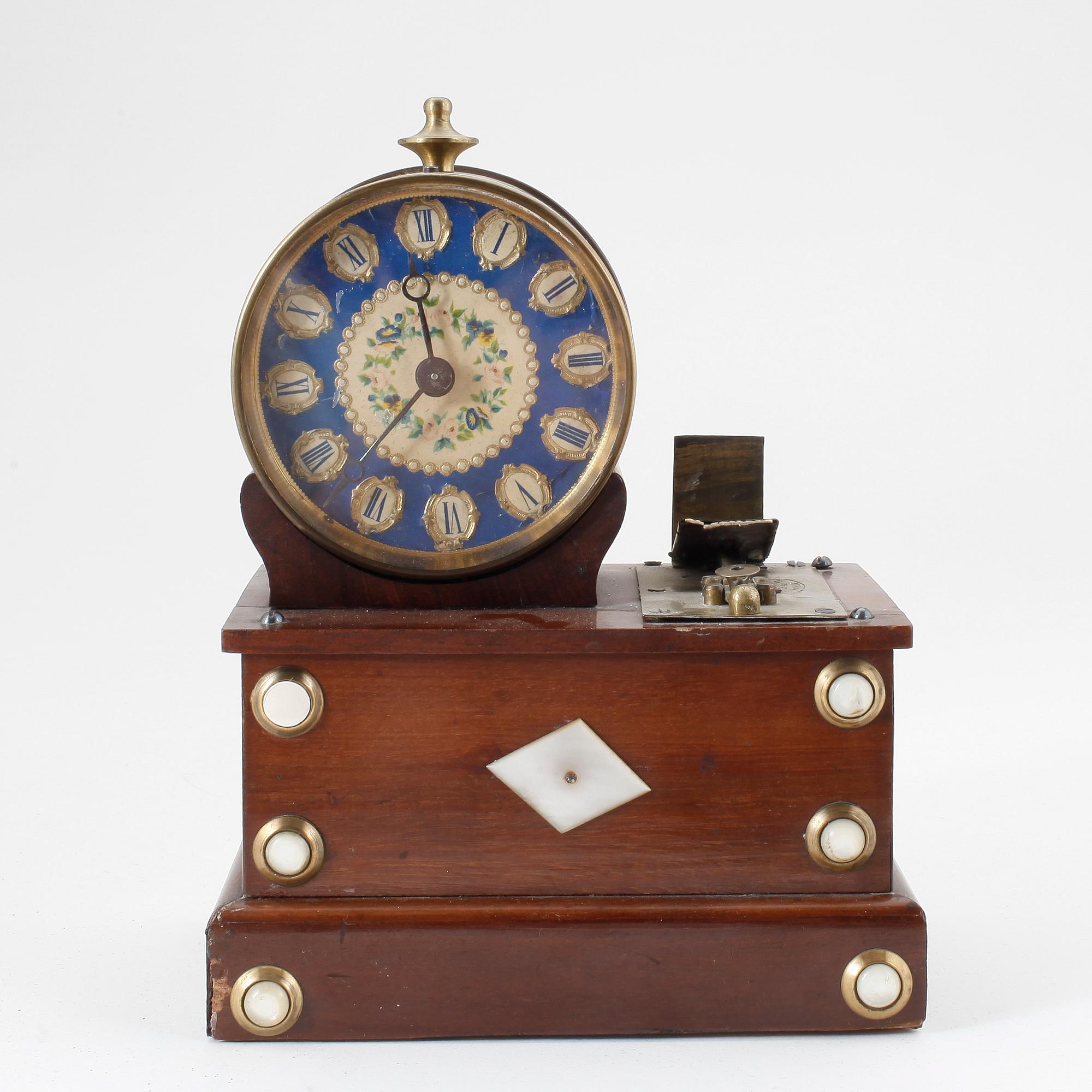 BORDSPENDYL, Frankrike, 1800-talets slut.