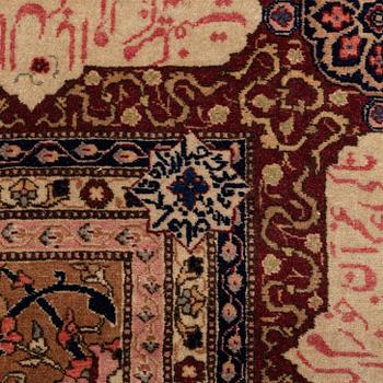 An antique Benlian Tabriz carpet, signed Jabarzade, ca 466 x 323 cm.