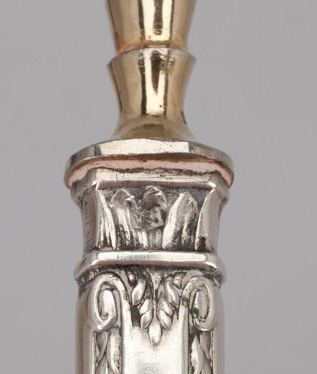 SERVERINGSBETICK i SCHATULL, 9 delar, silver samt förgylld metall, jugend, Österrike-Ungern tidigt 1900-tal.