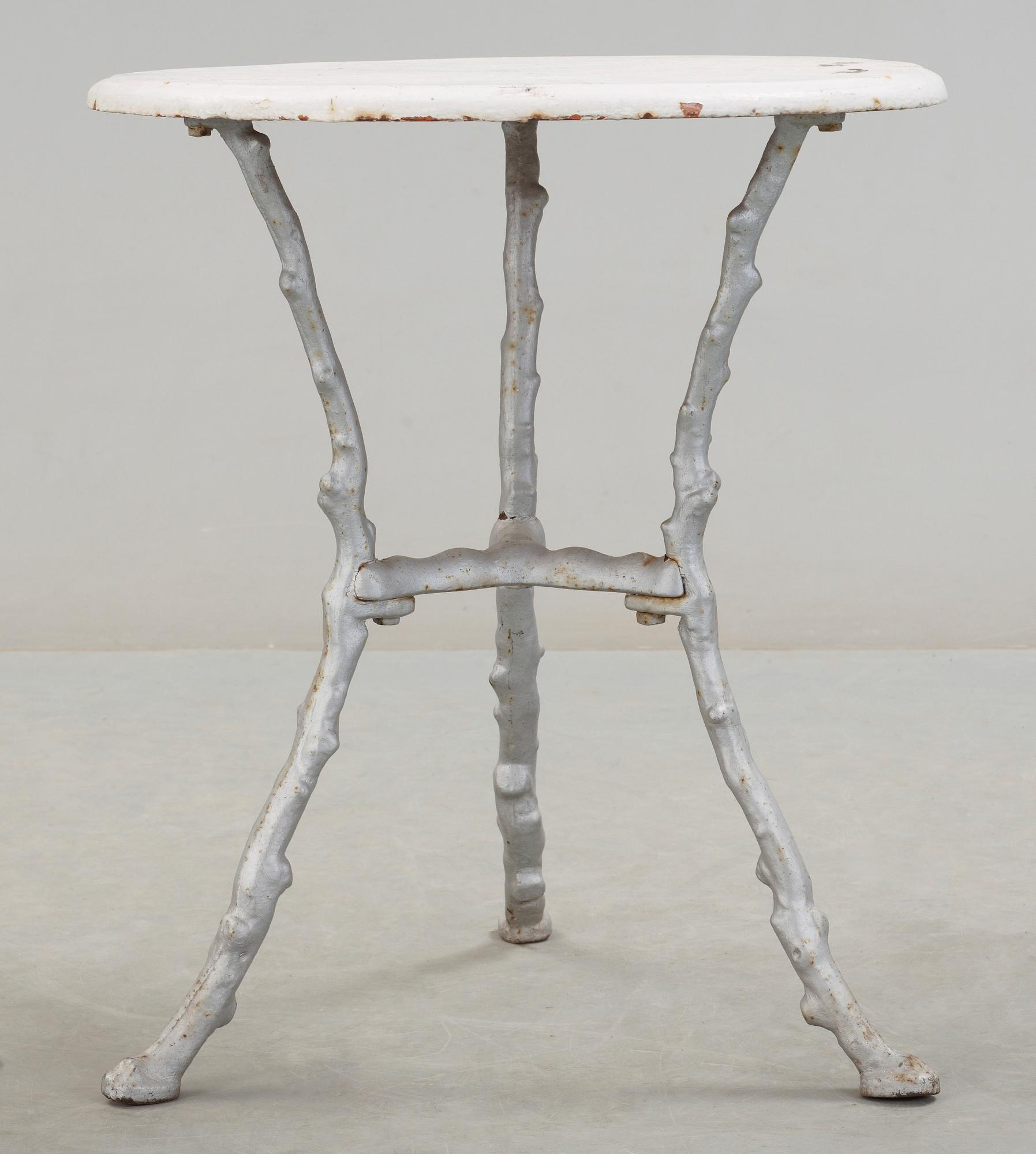 TRÄDGÅRDSBORD, järn, 1900-tal.