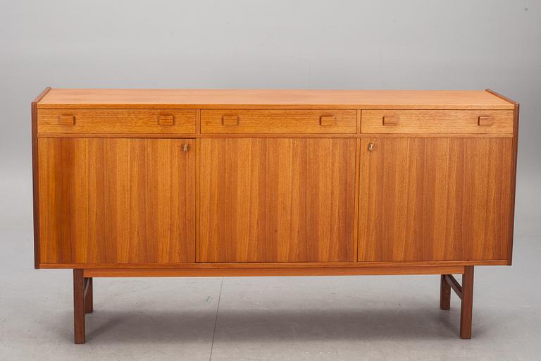 SIDEBOARD, 1960-tal.