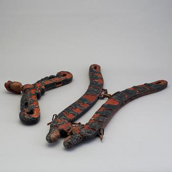 A three piece carved and painted folk art horse hame 18/19th century.