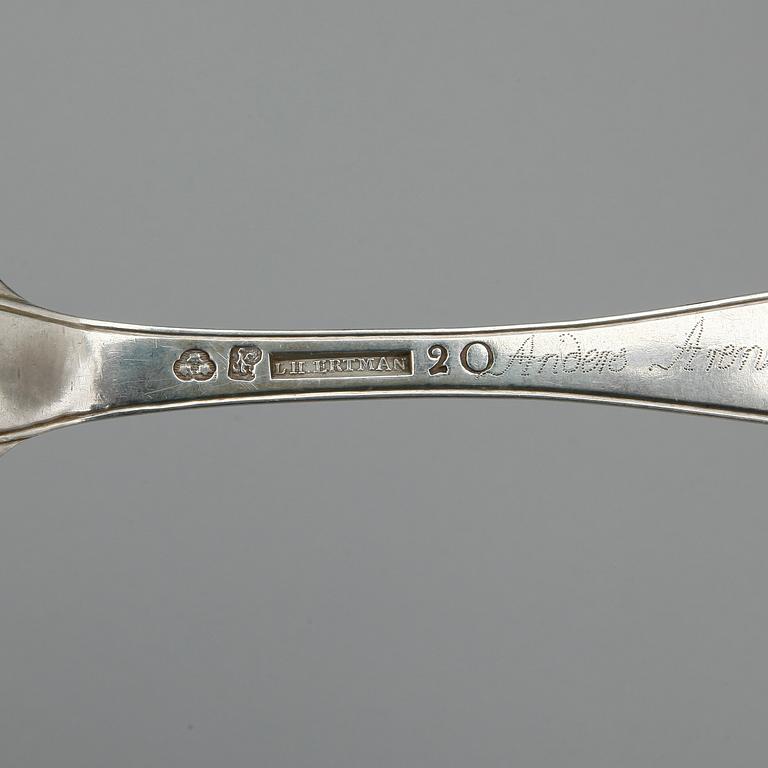 SKEDAR, 6 stycken snarlika, olika mästare, Sverige 1700-talets slut. Total vikt ca 400 gram.