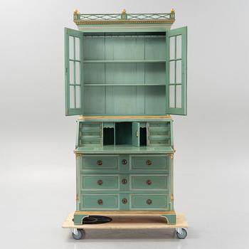 Skrivskåp med vitrin, Louis XVI-stil, Danmark, 1900-talets andra hälft.