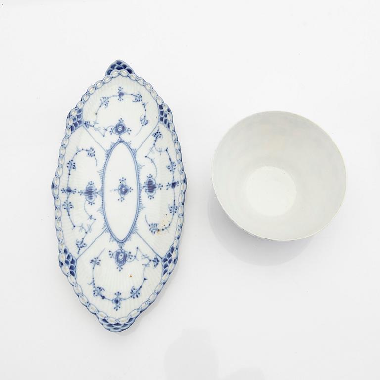 Service, 46 pieces, porcelain, Blue Fluted "Full Lace" and "Half Lace", Royal Copenhagen, Denmark.