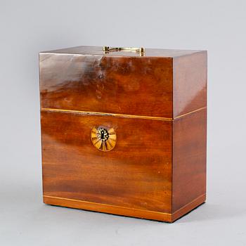 FLASKSCHATULL, 1800-talets mitt.