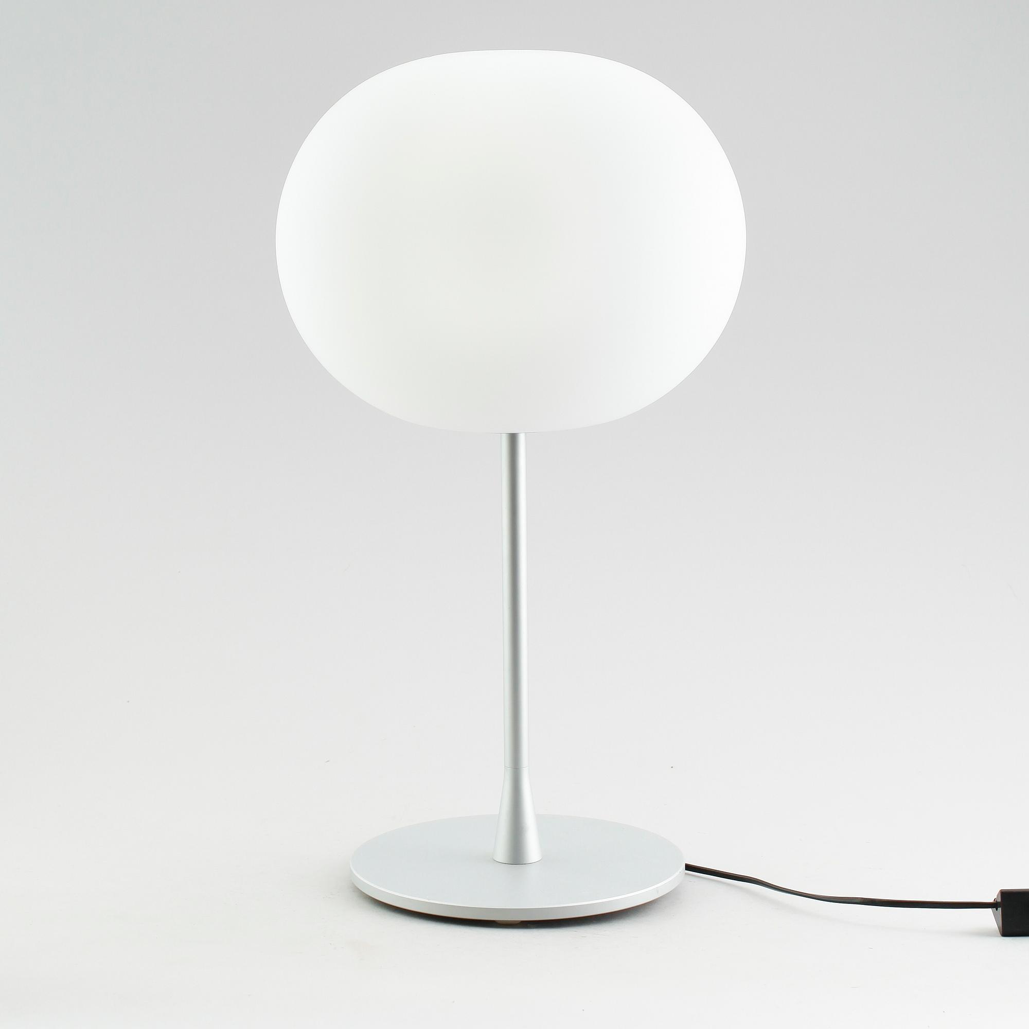 BORDSLAMPA, "Glo-ball", Jasper Morrison, Flos, Italien, 2000-tal.