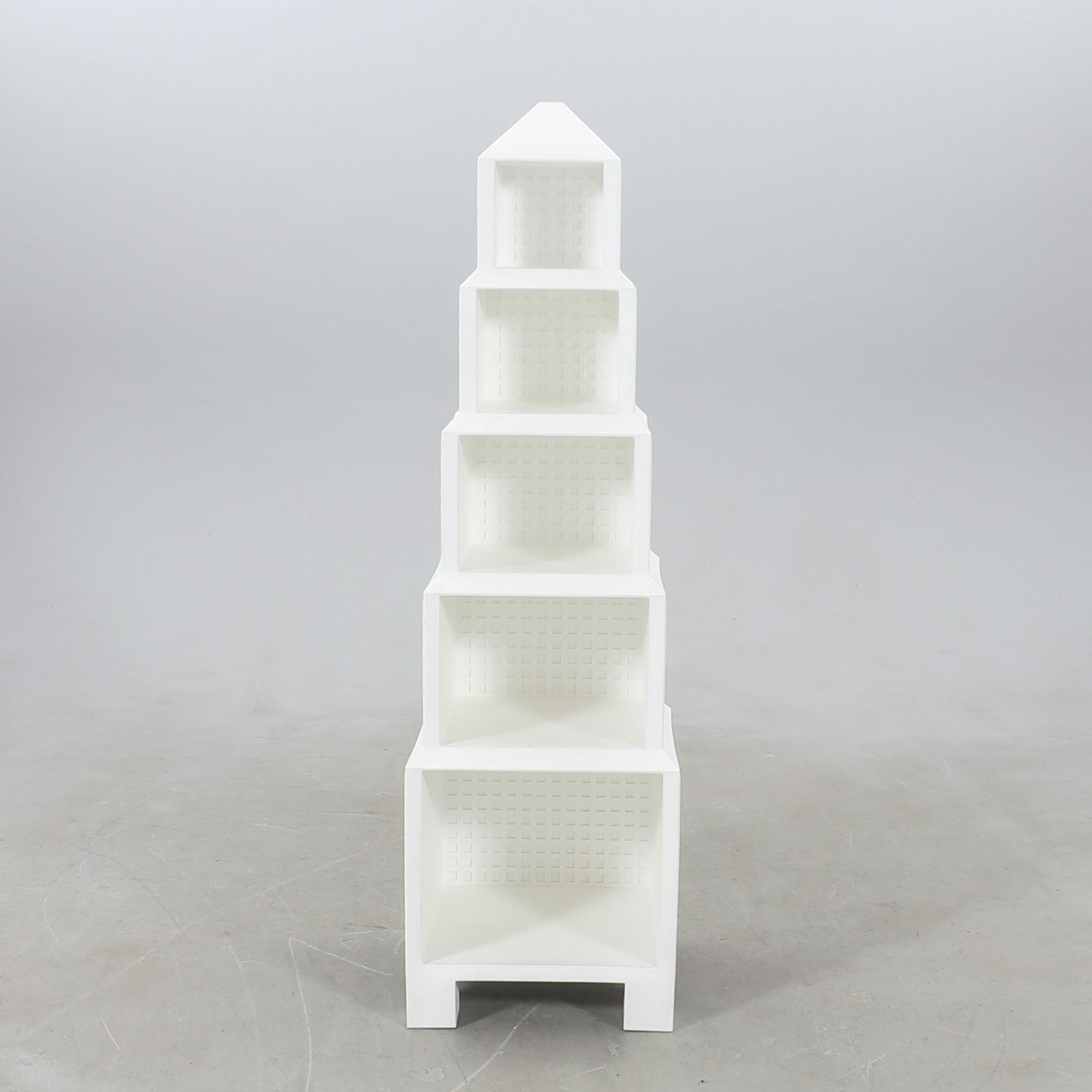 Oiva Toikka, bokhylla "Downtown" för Me to  Magis 2000-tal.