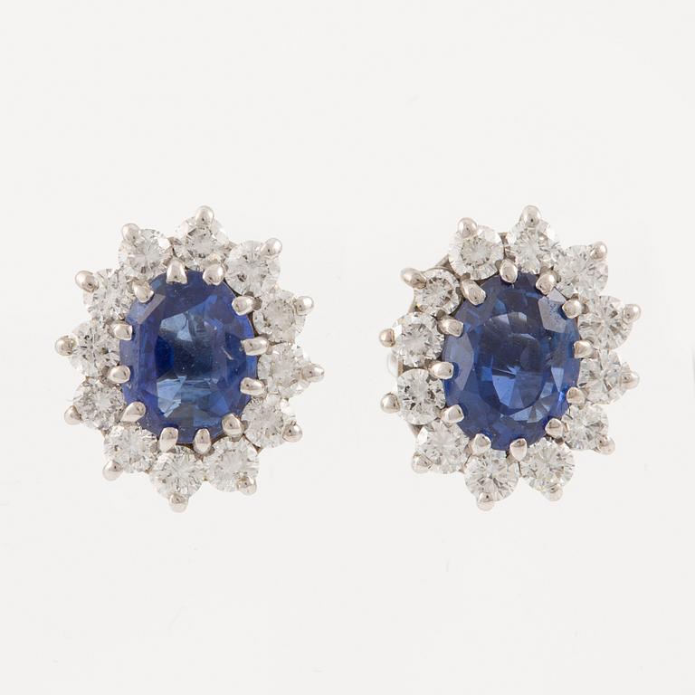 Earrings, a pair, 18K white gold with sapphires and brilliant-cut diamonds.