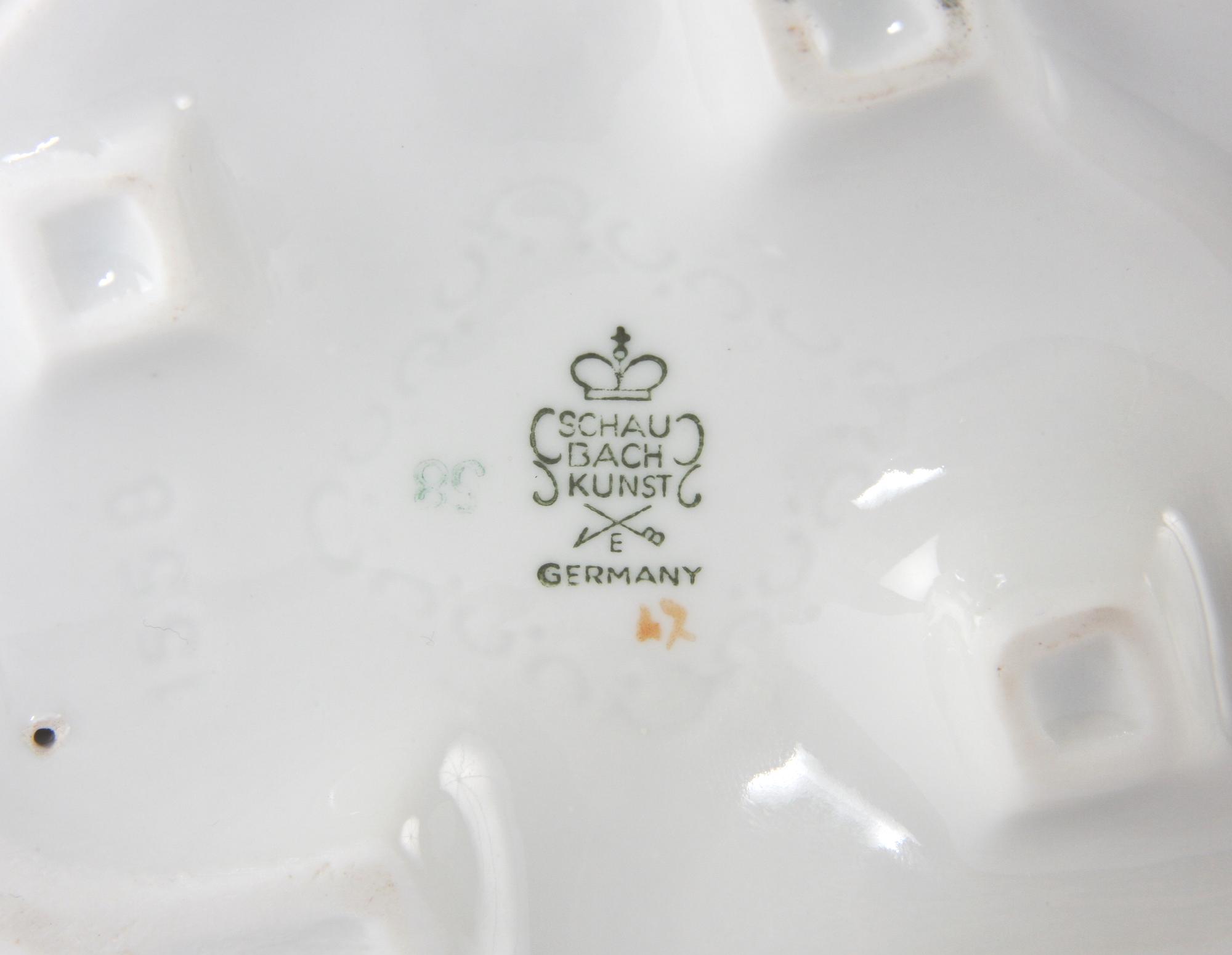 FIGURIN, porslin, Schaubach.