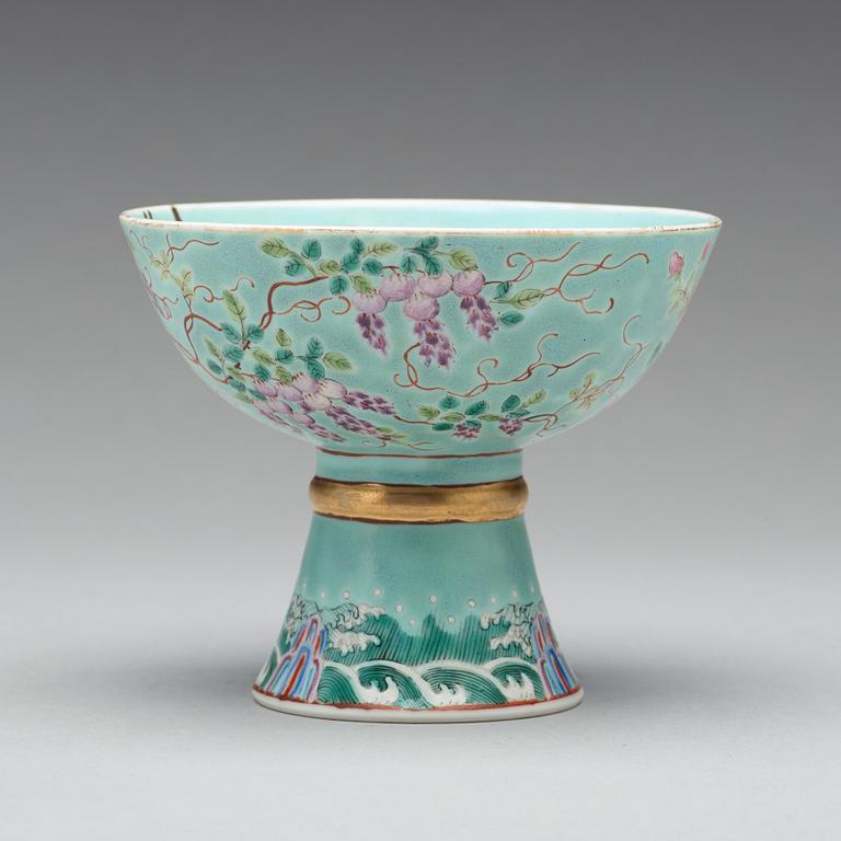 A stemcup, Qing dynasty with the mark of dowager empress Ci Xi, late Qing dynasty.