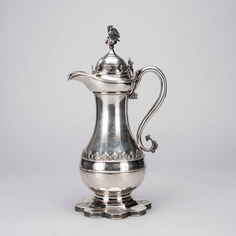 KANNA, silver, Robert Hennel III, London 1851. Vikt ca 1481 g.