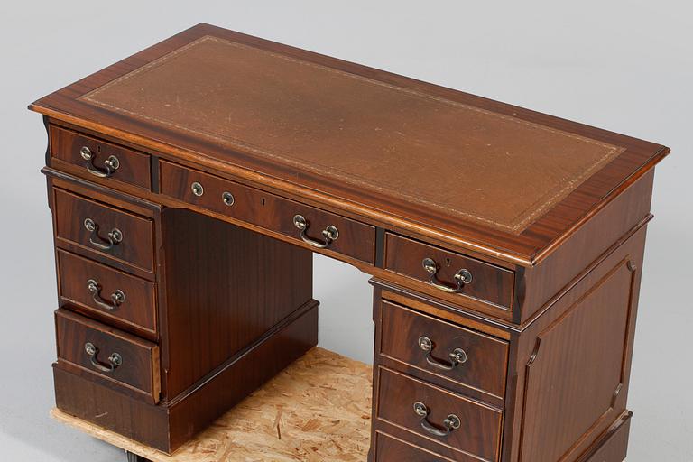 SKRIVBORD, England, 1900-tal.