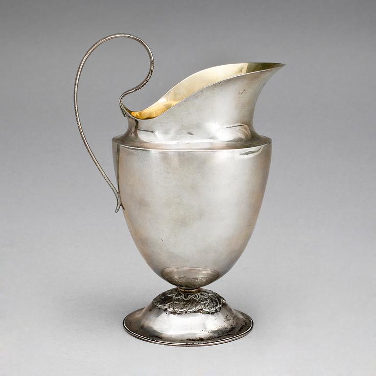 GRÄDDKANNA, silver, Stockholm, 1813. Vikt 217g.