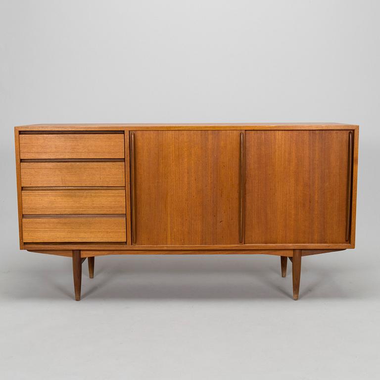 Olli Borg, skänk / sideboard, modell 4004, Asko 1900-talets mitt.