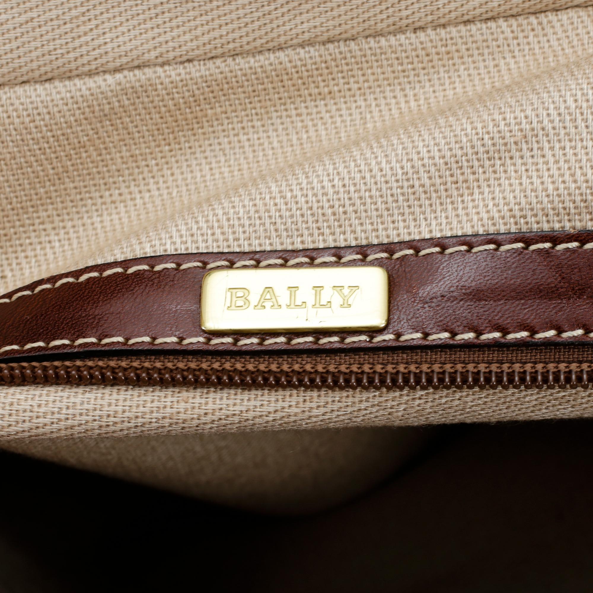 VÄSKA, Bally.