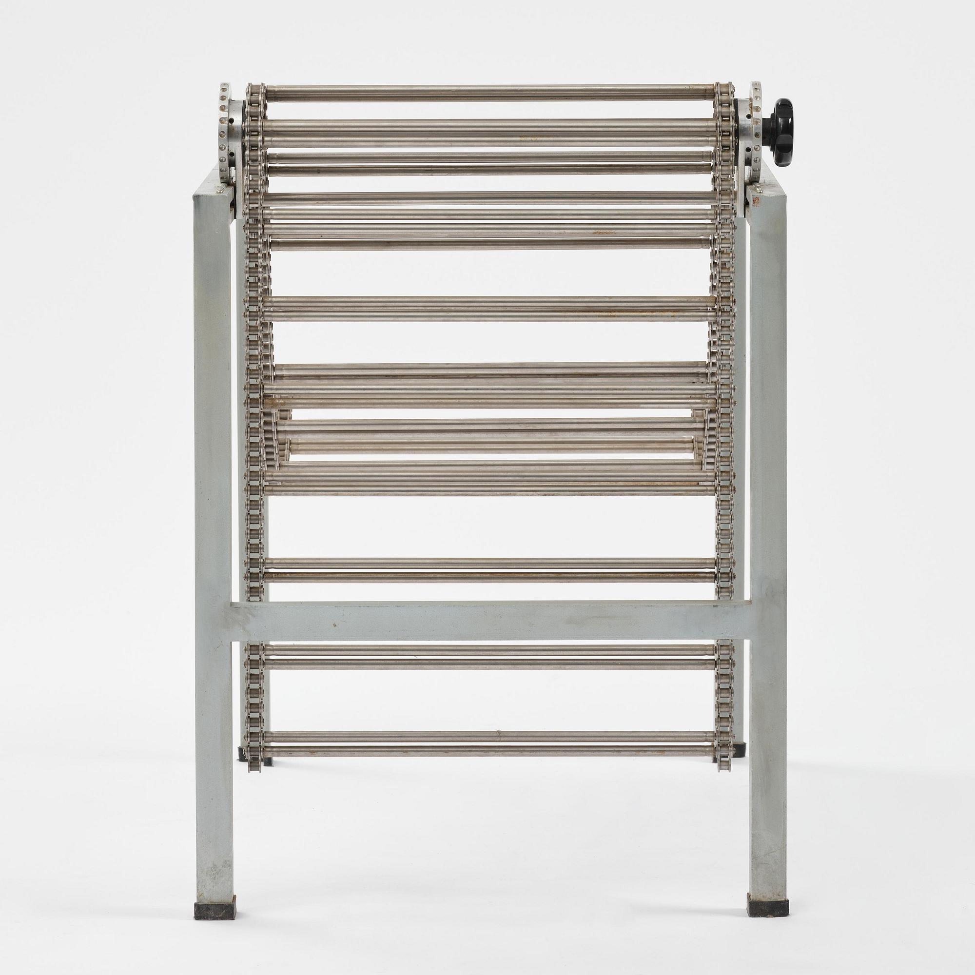 Paolo Pallucco, & Mireille Rivier, fåtölj, "Barba D'Argento", Pallucco, Italien, efter 1986.