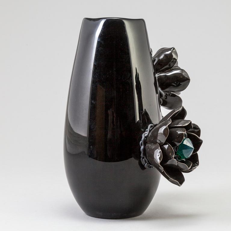 ZANDRA AHL, vase in mixed media, signed with label.