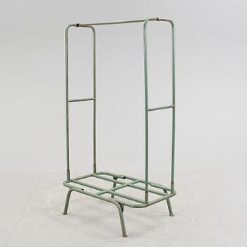KLÄDHÄNGARE, industri, 1900-talets mitt.