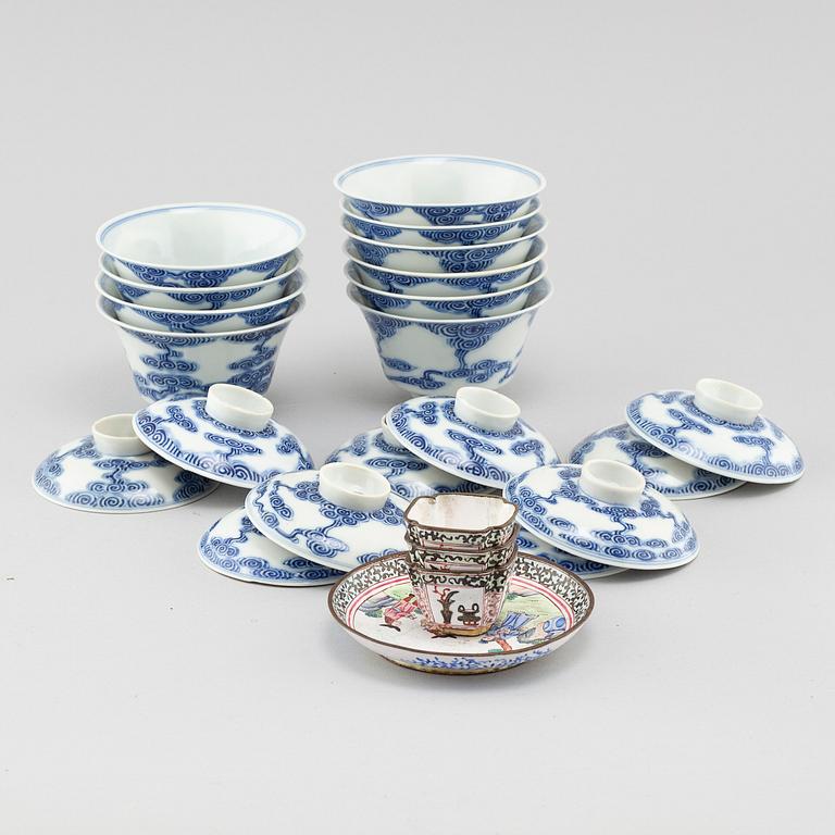 PORCELAIN, 4 parts in enamel, 10 parts porcelain, China, 20th century.