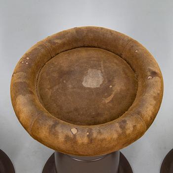 Yrjö Kukkapuro, kaksi jakkaraparia, "Saturnus", Haimi 1970-luku.