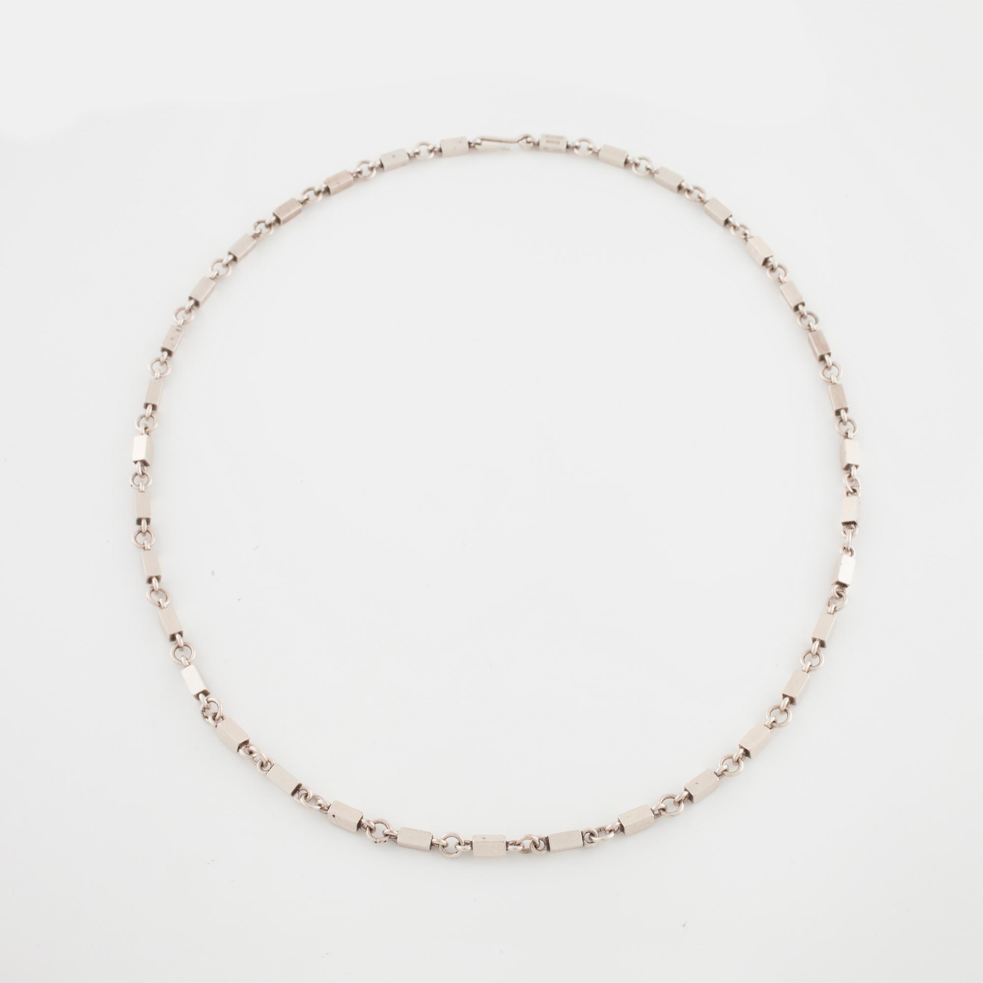 WIWEN NILSSON, Lund, 1949, ett halsband.