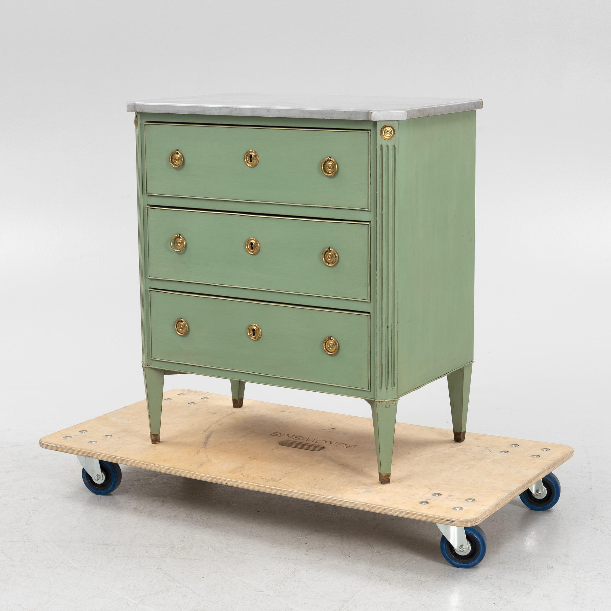 A Gustavian style chest of drawers, early 20th Century.