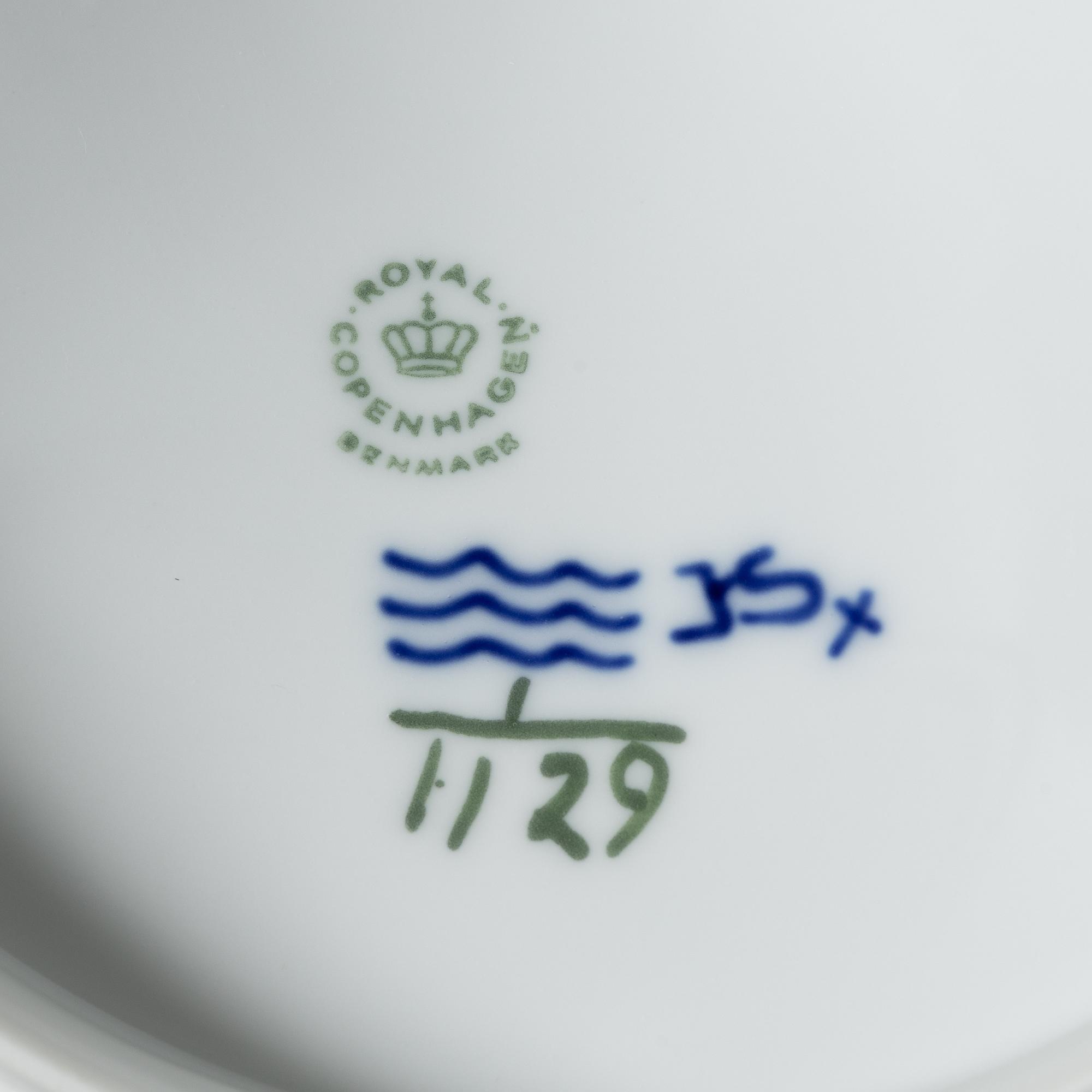 Royal Copenhagen, terriner med lock, ett par, "Musselmalet Helblonde", Danmark, 1979-83.