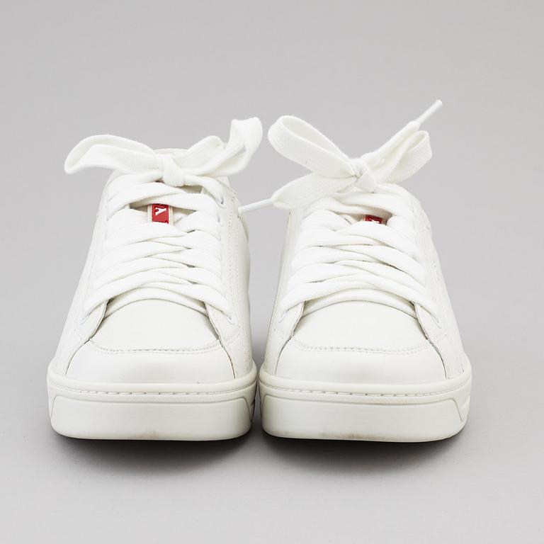 PRADA, sneakers, två par, storlek 35,5.