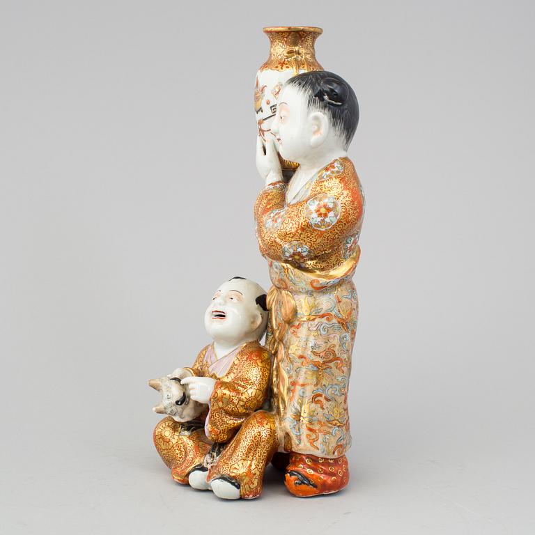 A Japanese  Satsuma porcelain figure, Meiji period (1868-1912).