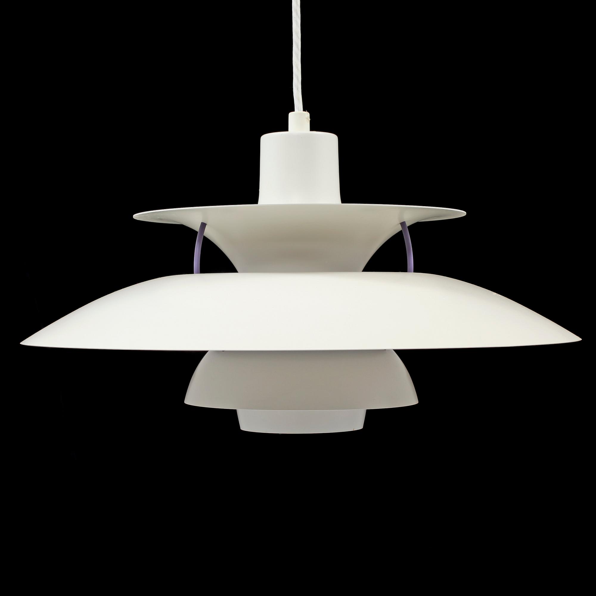 TAKLAMPA, "PH-lampa", Poul Henningsen för Fritz Hansen, 1900-talets fjärde kvartal. H 30.