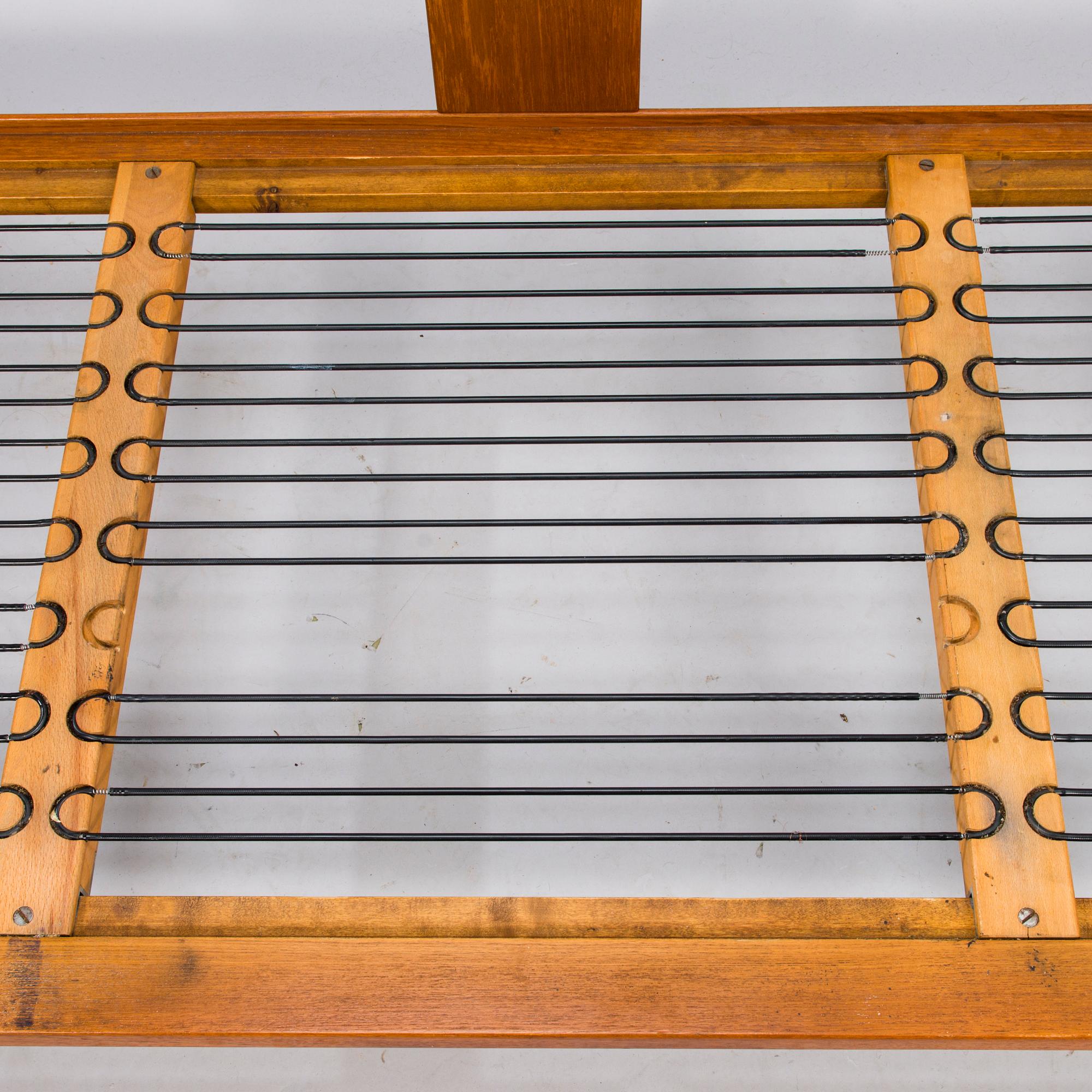 TOBIA SCARPA, a 'Bastiano' leather upholstered teak sofa from Haimi, Finland, the latter half of the 20th century.