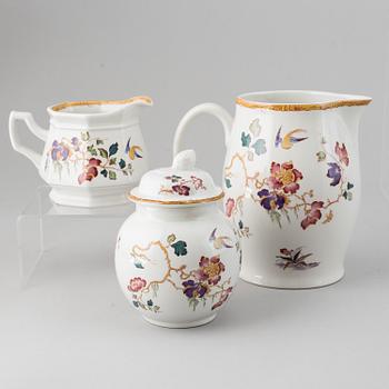 A part 'Devon Rose' dinner and coffee/teaservice, England, Wedgwood, designed 1971-1991 (68 pieces).
