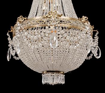 LJUSKRONA, Louis XVI-stil, Frankrike, 1900-talets början. Höjd ca 100 cm.