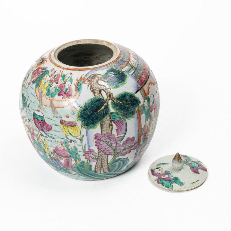 Kruka med lock, porslin, Kina, sen Qingdynasti.