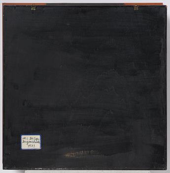 Marie-Louise Ekman, "Skåp med öppen spis och porträtt".