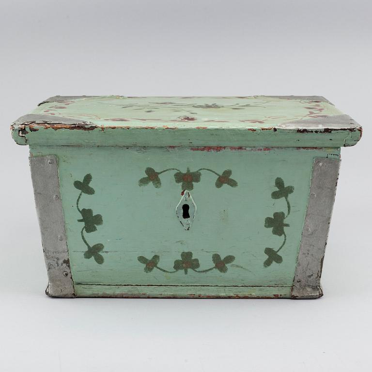 A 19th cenutry coffer.