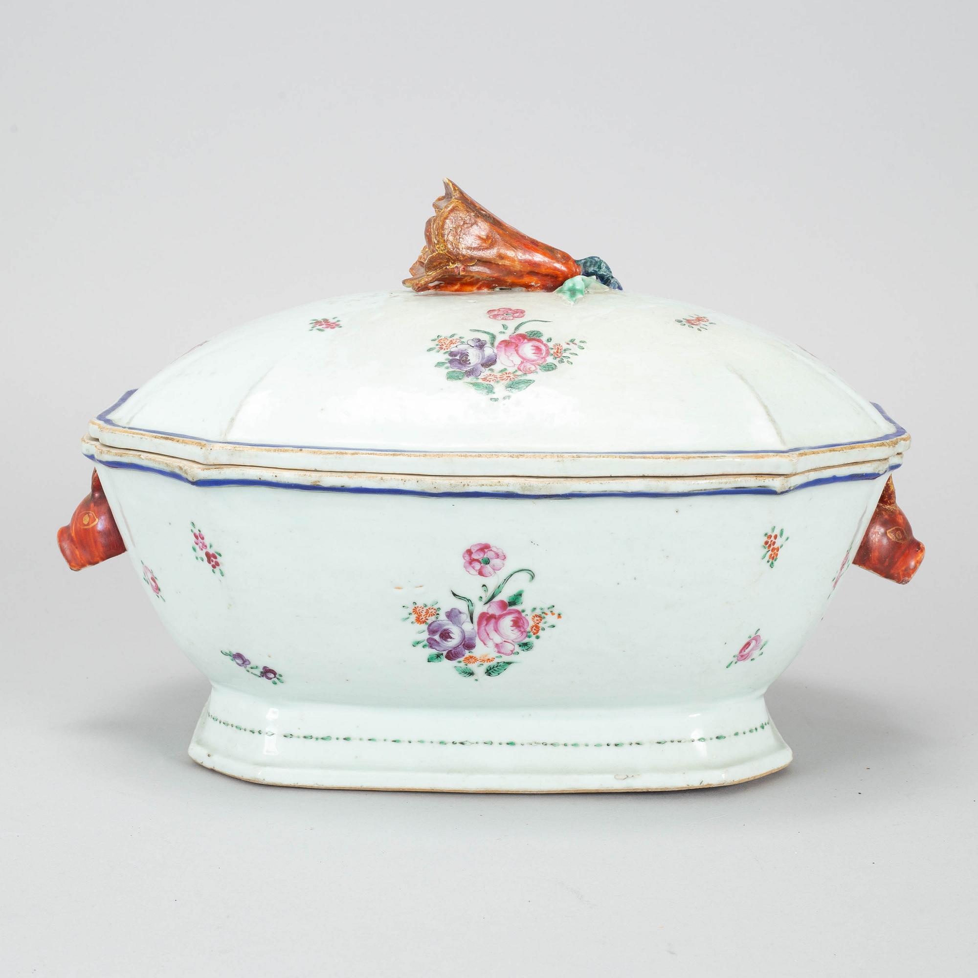 TERRIN med LOCK, kompaniporslin. Qingdynastin, Qianlong (1736-95).