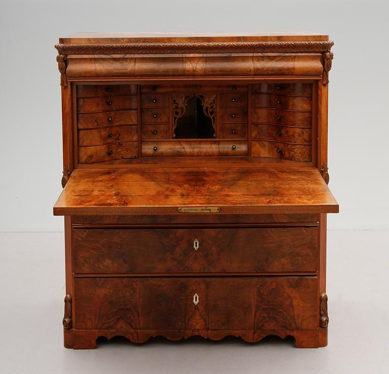 CHIFFONJÉ, 1800-talets andra hälft.