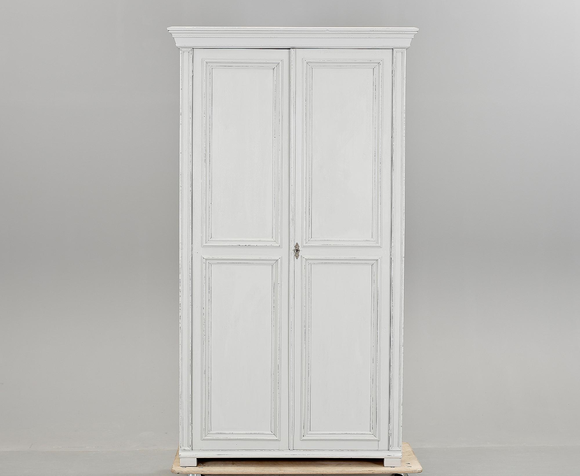 GARDEROB / SKÅP, 1800-talets slut.