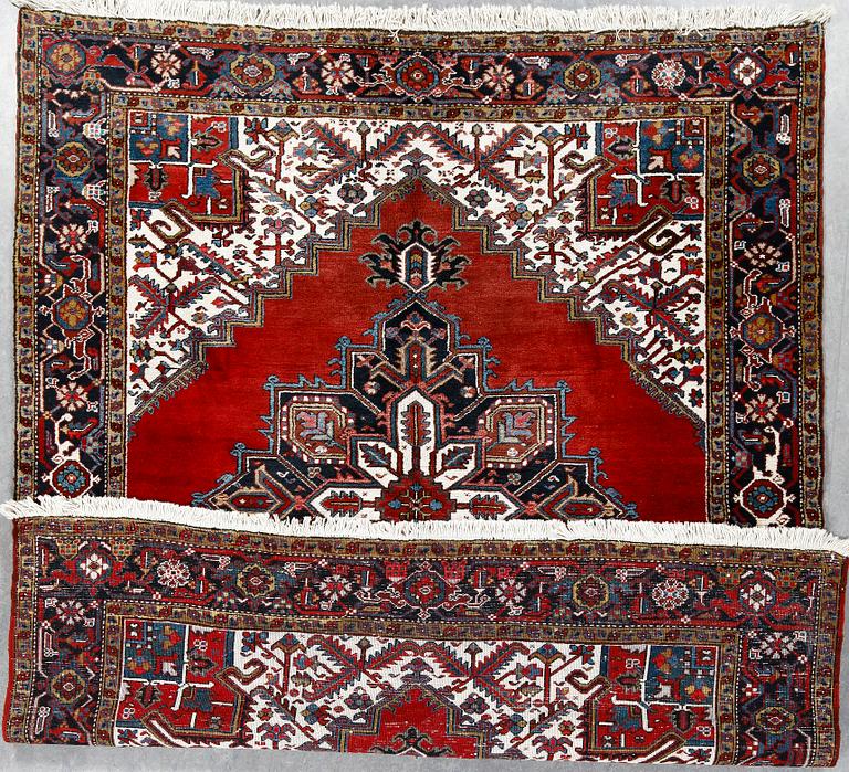 MATTA, old Heris, ca 300x250 cm.